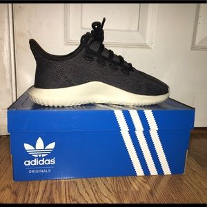 Adidas Tubular Defiant shoes - women’s